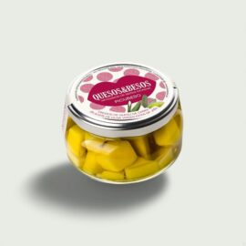 DADITOS DE QUESO MADURADO EN AOVE ''QUESOS Y BESOS''