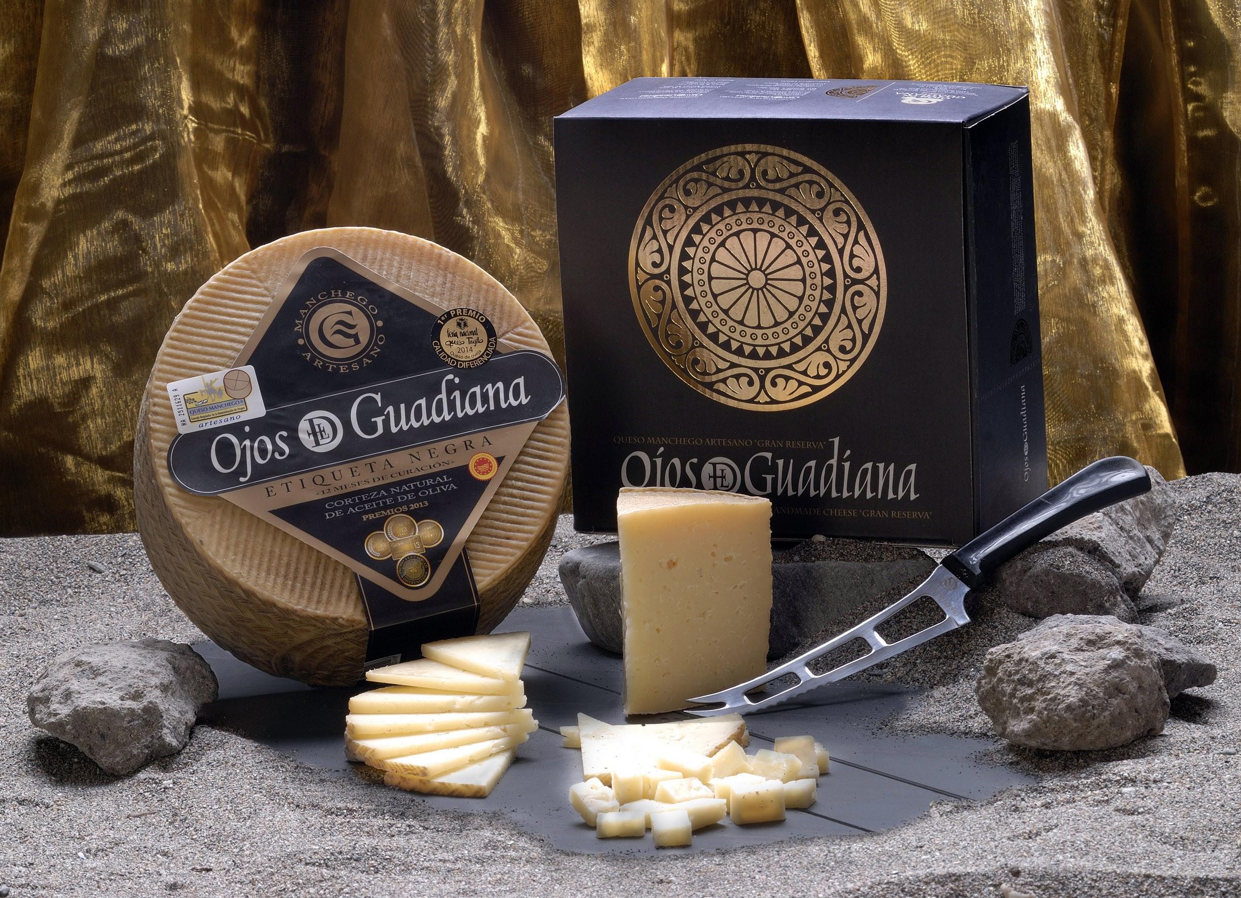 QUESO MANCHEGO ARTESANO »ETIQUETA NEGRA» OJOS DE GUADIANA