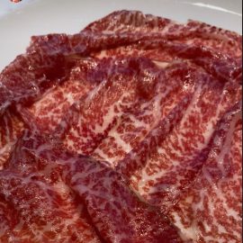 SOBRE CECINA DE ANGUS & WAGYU