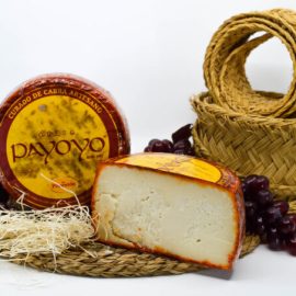 Queso Payoyo de Cabra Curado Entero en Pimentón