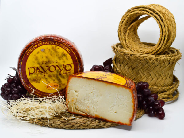Queso Payoyo de Cabra Curado Entero en Pimentón